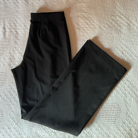Dress pants - Picture 1 of 10